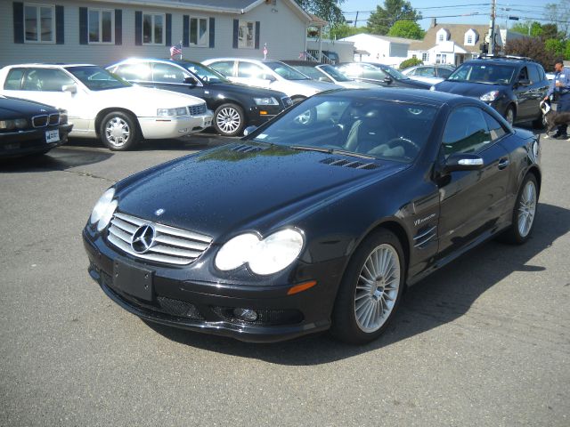 2005 Mercedes-Benz SL-Class 2WD XLT Styleside