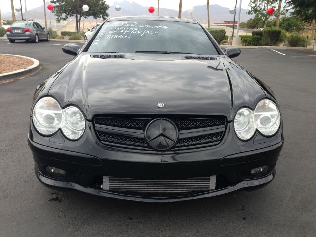 2005 Mercedes-Benz SL-Class 2WD XLT Styleside