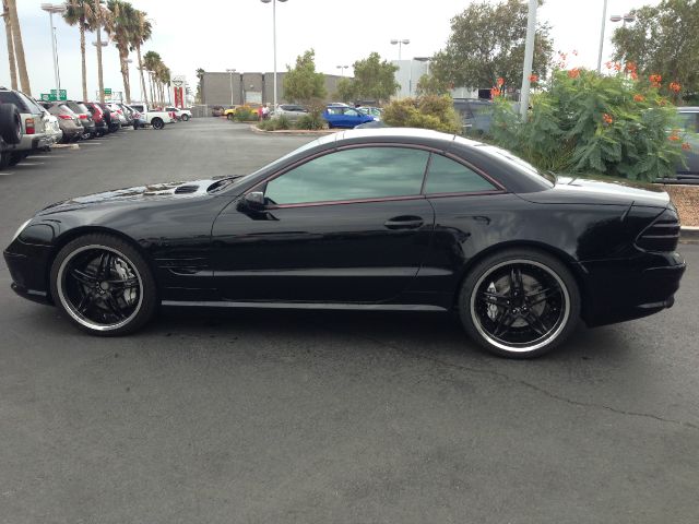 2005 Mercedes-Benz SL-Class 2WD XLT Styleside