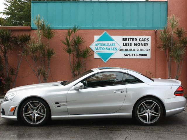 2009 Mercedes-Benz SL-Class Double Cab