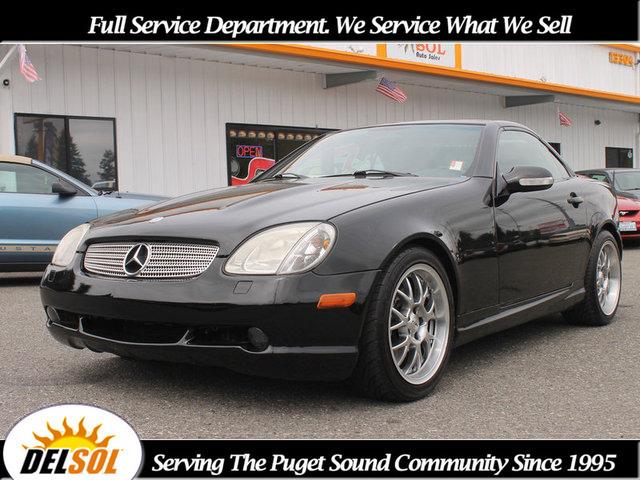 2001 Mercedes-Benz SLK-Class Navigation Package Sedan