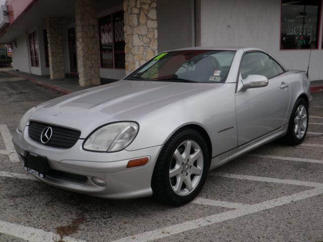 2001 Mercedes-Benz SLK-Class Limited 7-passenger