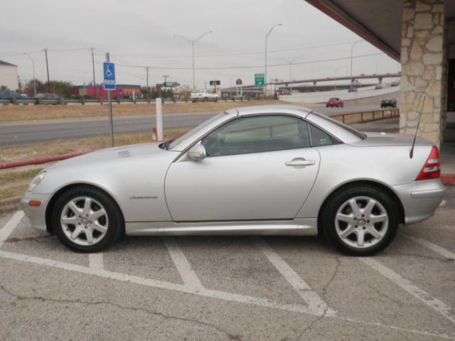 2001 Mercedes-Benz SLK-Class Limited 7-passenger