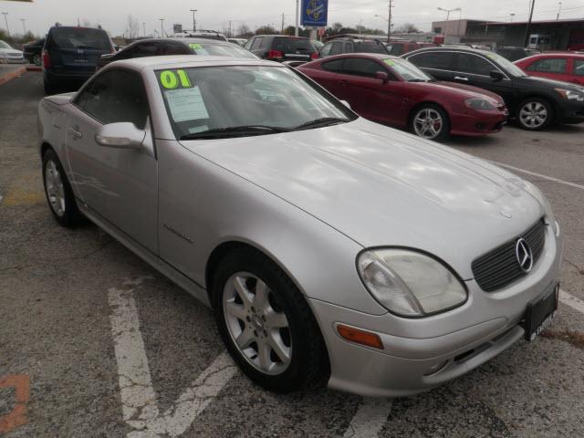 2001 Mercedes-Benz SLK-Class Limited 7-passenger