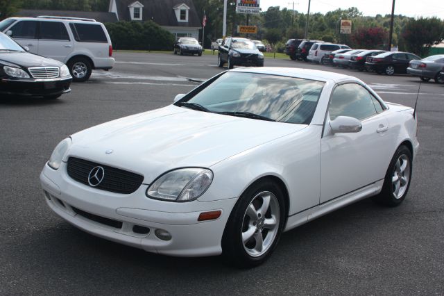 2001 Mercedes-Benz SLK-Class Crew Cab FX4 4WD