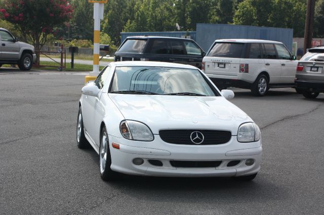 2001 Mercedes-Benz SLK-Class Crew Cab FX4 4WD