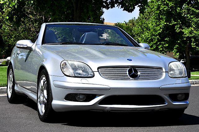 2002 Mercedes-Benz SLK-Class LS 2500hd Ext Cab