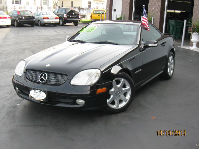 2002 Mercedes-Benz SLK-Class Limited 7-passenger