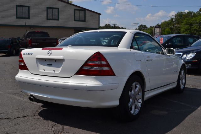 2002 Mercedes-Benz SLK-Class Limited 7-passenger