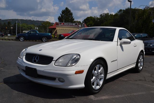 2002 Mercedes-Benz SLK-Class Limited 7-passenger