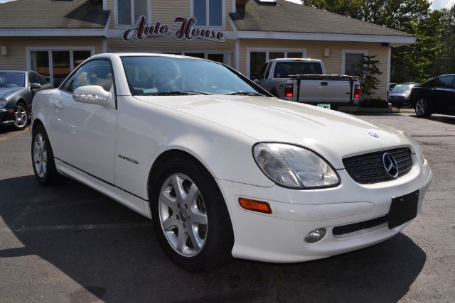 2002 Mercedes-Benz SLK-Class Limited 7-passenger