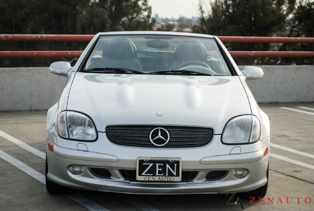 2003 Mercedes-Benz SLK-Class 4WD 5.3L 3RD ROW