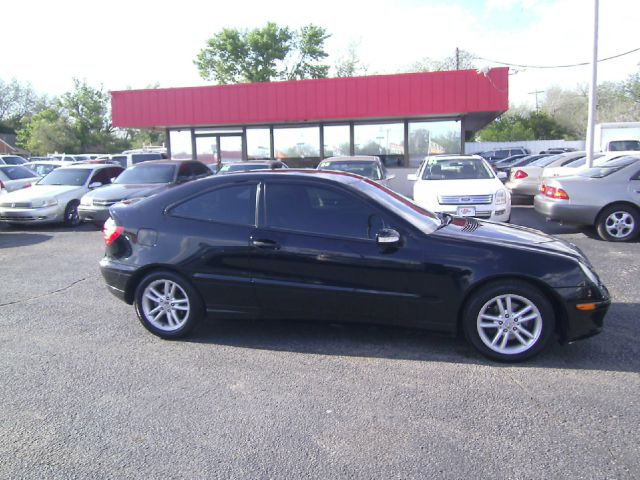 2003 Mercedes-Benz SLK-Class Limited 7-passenger