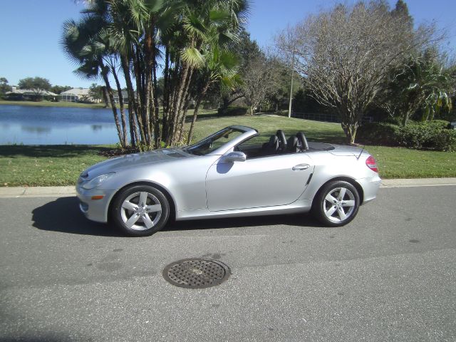 2006 Mercedes-Benz SLK-Class XLT, Super CAB 4x4