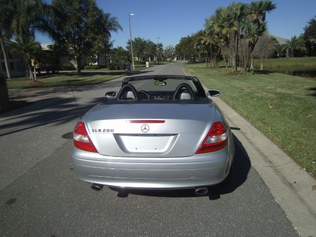 2006 Mercedes-Benz SLK-Class XLT, Super CAB 4x4