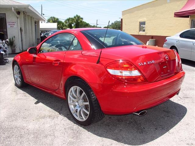 2007 Mercedes-Benz SLK-Class 4dr AWD Luxury