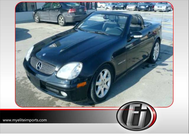 2001 Mercedes-Benz SLK Class 2dr HB DSG Hatchback