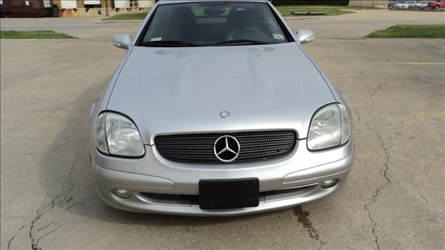 2001 Mercedes-Benz SLK Class 2dr HB DSG Hatchback