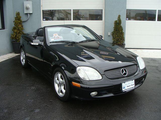 2001 Mercedes-Benz SLK Class Navigation Package Sedan