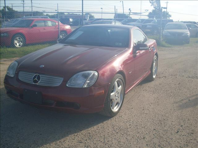 2001 Mercedes-Benz SLK Class Navigation Package Sedan