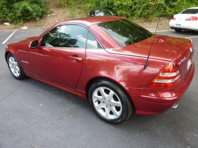 2002 Mercedes-Benz SLK Class Work Truck 2wd