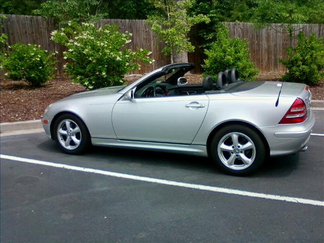 2003 Mercedes-Benz SLK Class Unknown