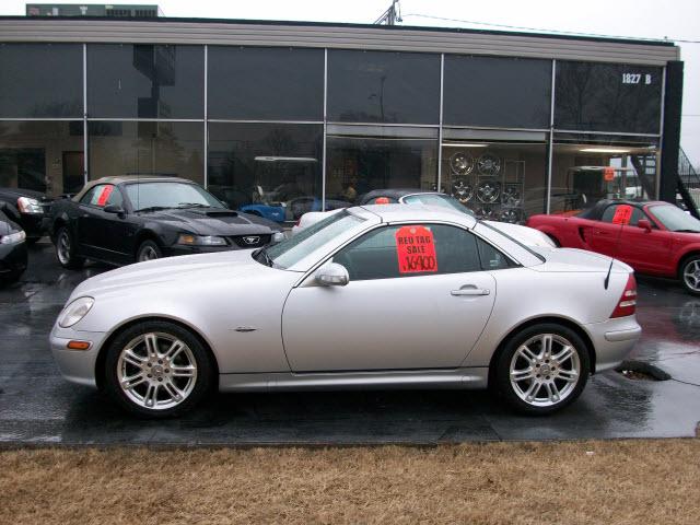 2004 Mercedes-Benz SLK Class Unknown