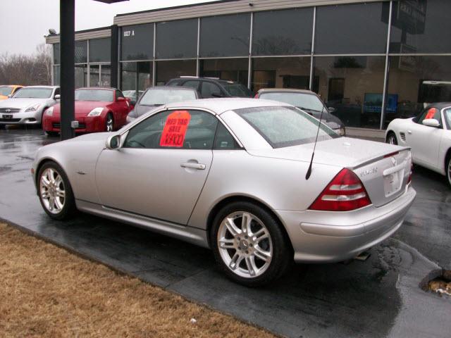 2004 Mercedes-Benz SLK Class Unknown