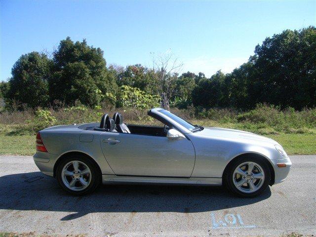 2004 Mercedes-Benz SLK Class Unknown