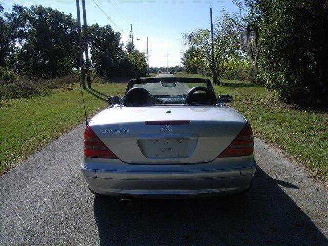 2004 Mercedes-Benz SLK Class Unknown