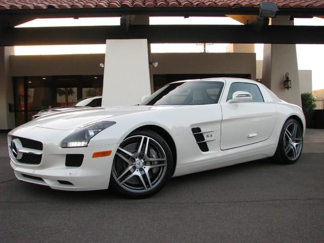 2011 Mercedes-Benz SLS Class SEL DVD Entertainment