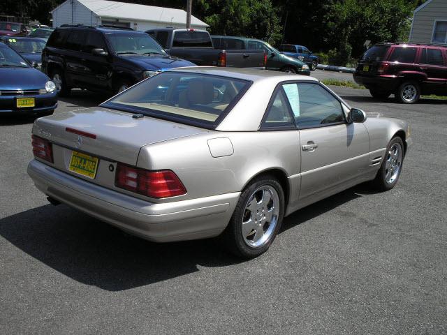 1999 Mercedes-Benz SL Class 4dr Auto 2.0T FWD