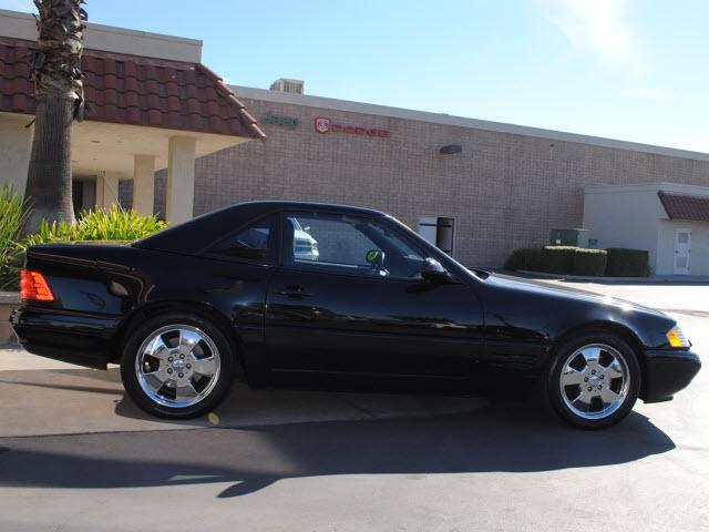 1999 Mercedes-Benz SL Class 4dr Auto 2.0T FWD