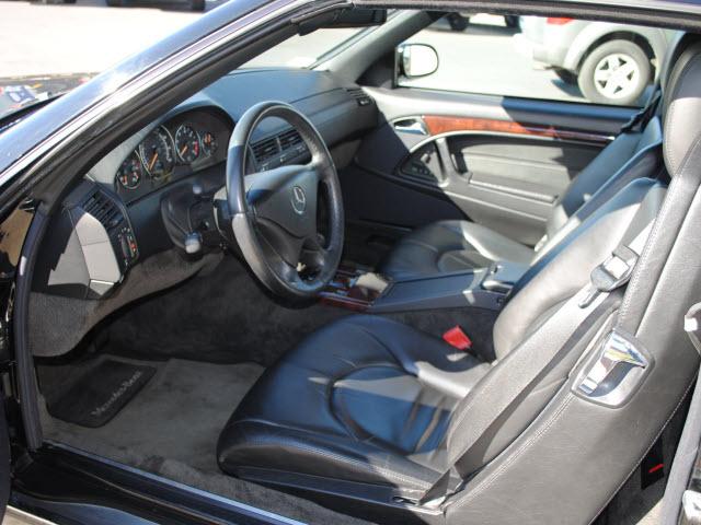 1999 Mercedes-Benz SL Class 4dr Auto 2.0T FWD