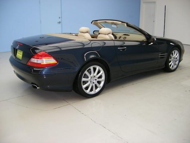 2007 Mercedes-Benz SL Class Sport Utility Pickup 4D