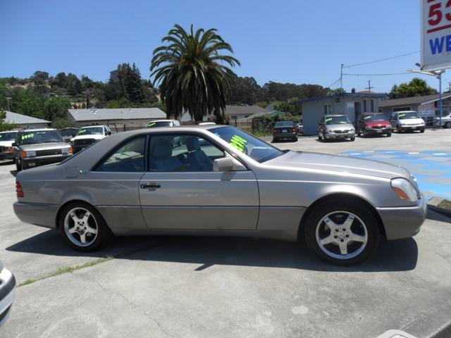 1994 Mercedes-Benz S Class 2001 Acura 3.5