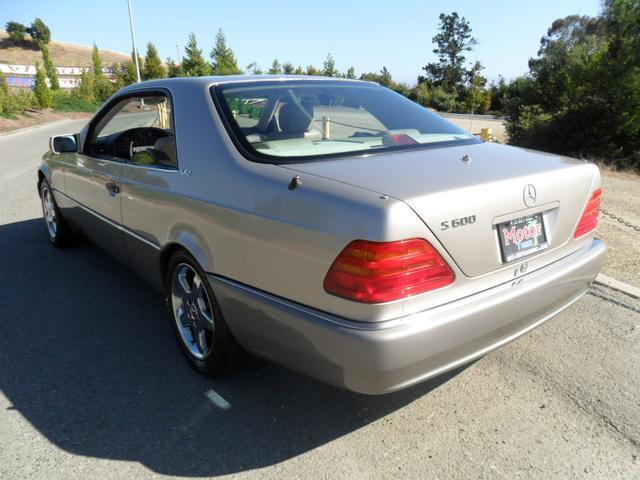 1994 Mercedes-Benz S Class 2001 Acura 3.5