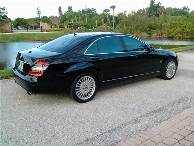 2007 Mercedes-Benz S Class STI W/silver Wheels