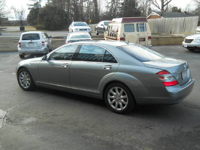 2008 Mercedes-Benz S Class 4WD Supercab 145 Lariat