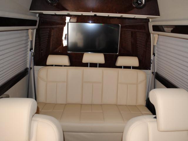 2010 Mercedes-Benz Sprinter 2500 2.0T Luxury Ed.-fully Loaded