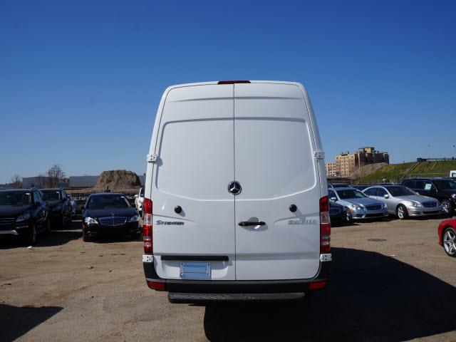 2013 Mercedes-Benz Sprinter 3500 R/T Road +track