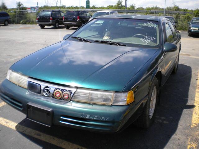 1995 Mercury Cougar LE 4-door