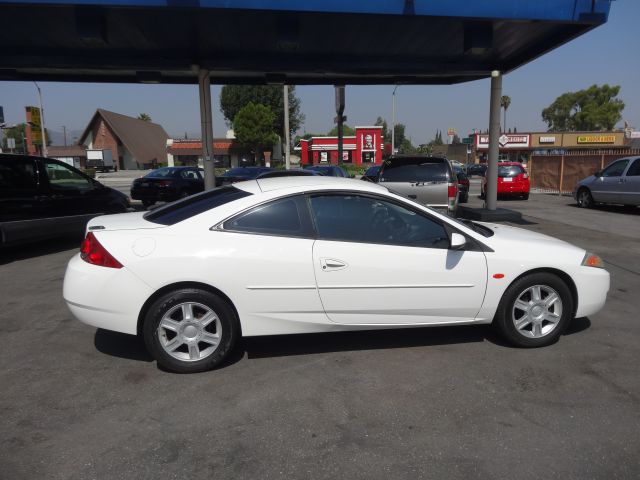 2002 Mercury Cougar AT SE 2WD