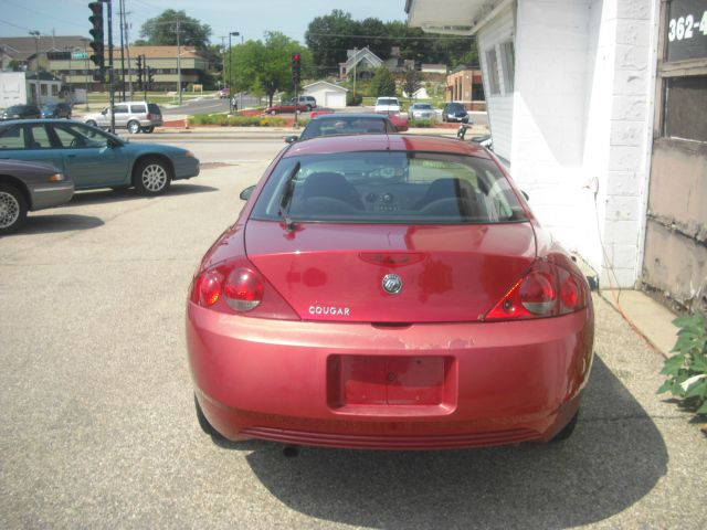 2002 Mercury Cougar XLE Van