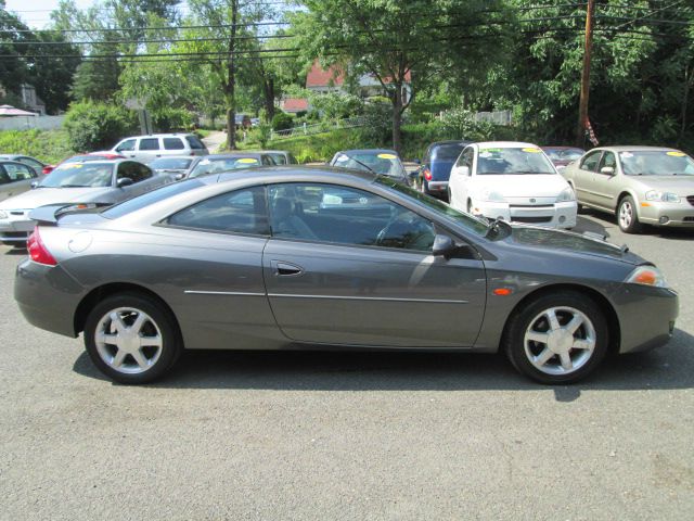 2002 Mercury Cougar 4dr Sdn 2.4L FWD