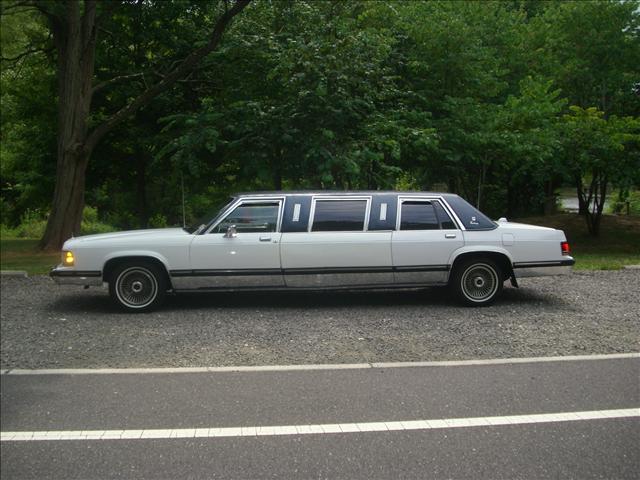 1988 Mercury Grand Marquis Reg. Cab W/T 8-ft. Bed 4WD