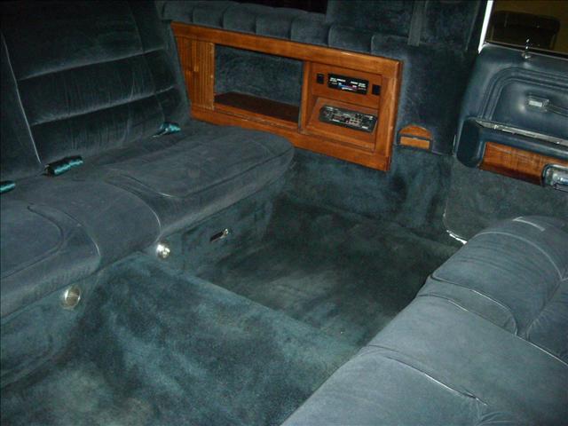 1988 Mercury Grand Marquis Reg. Cab W/T 8-ft. Bed 4WD