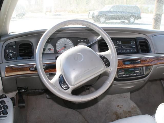 1999 Mercury Grand Marquis Touring W/nav.sys