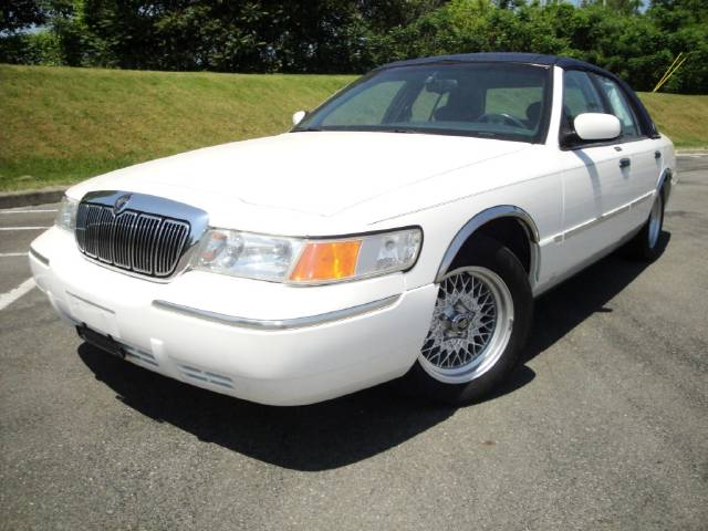 2000 Mercury Grand Marquis Touring W/nav.sys