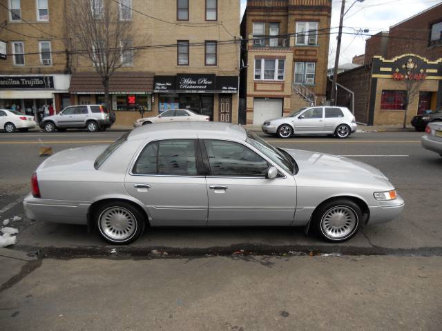 2000 Mercury Grand Marquis Touring W/nav.sys